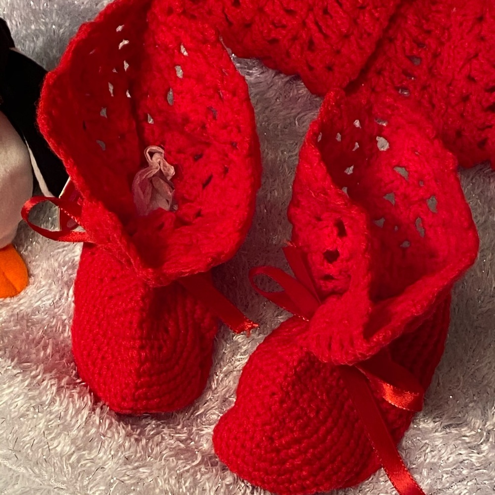 Handmade Red Sweater Set - Picture 3 of 16
